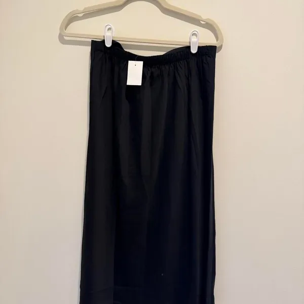 Jcrew Women's Black Skirt - Image 2