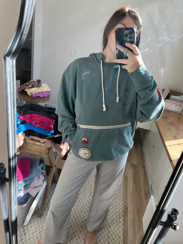 Nike hoodie - Image 7