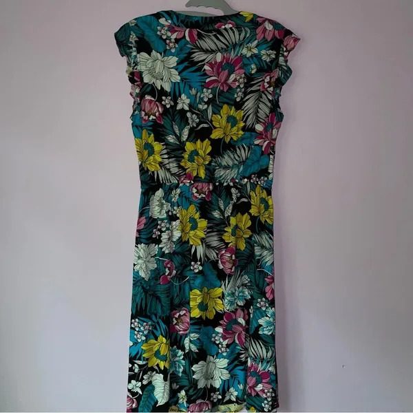 Ana Size 8 Midi Dress Black w Colorful Tropical Floral Print Ruffle Casual - Image 6