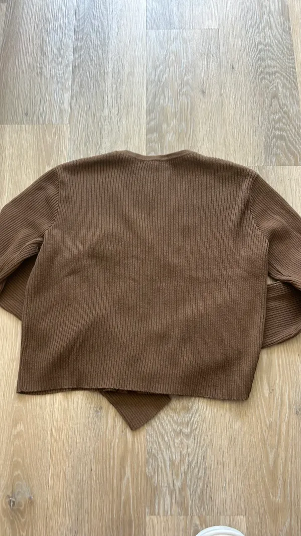 Brandy Melville Long Sleeve Top Brown - Image 3