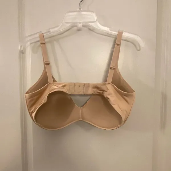 Skims no wire bra size 36DD - Image 3