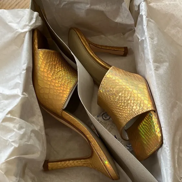 Marc Fisher- “Danria” Square Toe Gold Metallic Slide Dress Heels-8M- NEW - Image 6