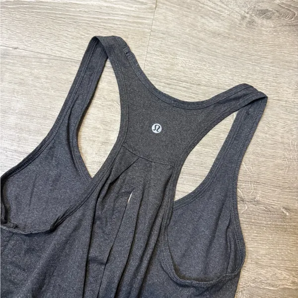 •Lululemon• Salute The Sun Tank Top - Image 3