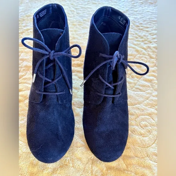 Dr. Scholl's Black Dynasty Wedge Lace Up Booties - Image 5