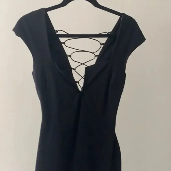 ✨ Black Bodycon Dress with Lace-Up Back✨ - Image 5
