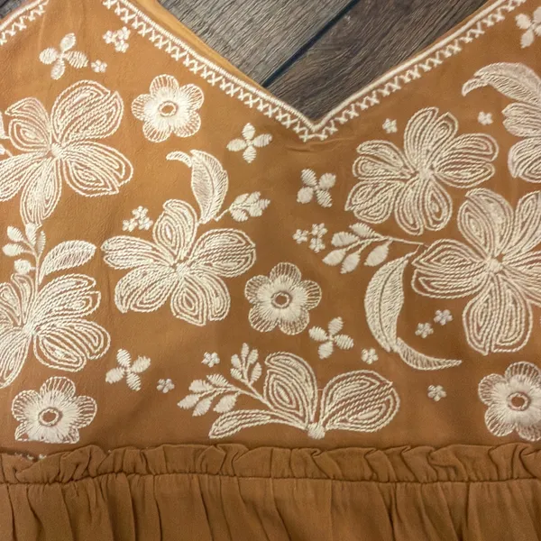 Savanna Jane Embroidered Cold Shoulder Marigold Dress, Size M Nwt - Image 4