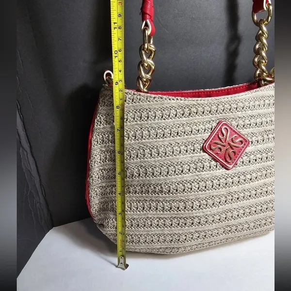 SIMPLY VERA Vera Wang Woven Hobo Bag Red Trim Gold Chain Classic everyday - Image 15