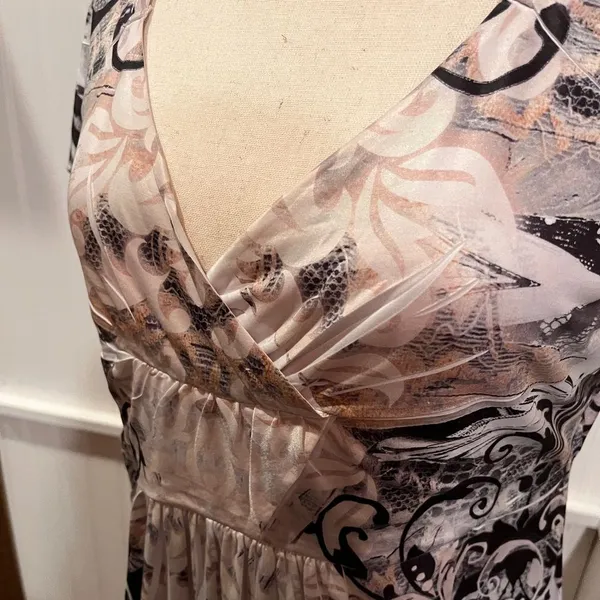 Style & Co. Earth Tones Colors Short Sleeves Floaty/Bohemian Top - Image 8