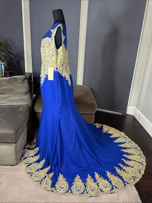 Royal Blue Evening Gown Gold Lace Appliqué with Train Side Zip Size 18 NWT - Image 4