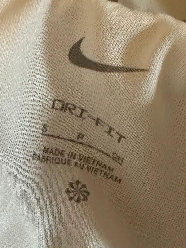 Nike Shorts Dri-Fit - Image 4