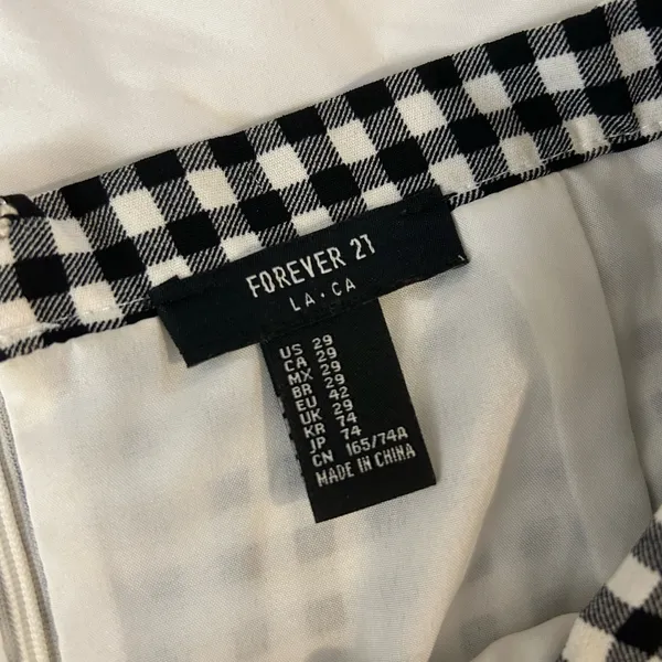 NWOT Forever 21 Black and White Gingham High Waisted Mini Skirt with pockets - Image 4
