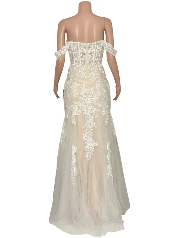 LULUS Luxe Endless Dedication Embroidered Off-the-Shoulder Dress, White, 6 (US) - Image 6