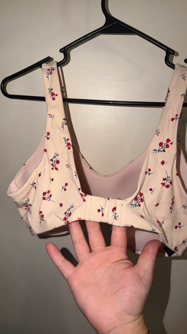 All in Motion Sports Bra - Image 4