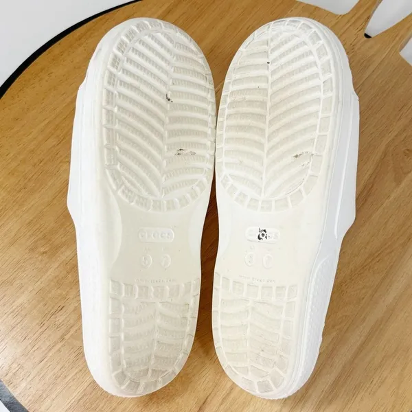 Crocs Classic Perforated Slide Sandals White 5‎ Mens 7 Womens - Image 7