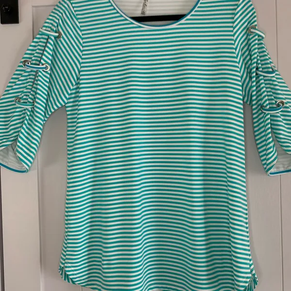 Lulu B Small Aqua Stripe UPF Top Lace Sleeve Coastal Beach Resort Cruise - Image 5