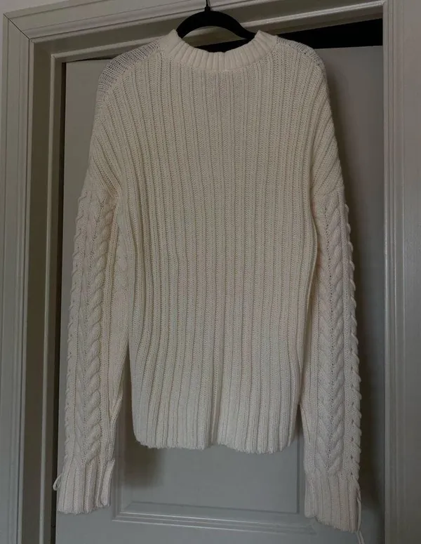 Francesca’s Collections Alya Cream Sweater Size S - Image 4