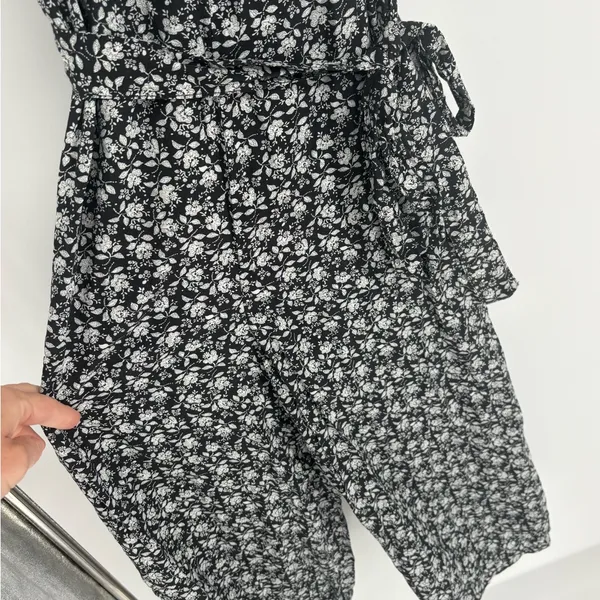 NWT Gap Wide Leg Belted Floral Jumpsuit - Image 3