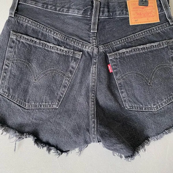 Levi's Premium 501‎ sz 26 gray distressed jean shorts - Image 6