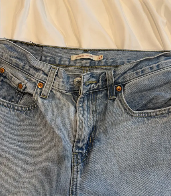 Levi’s Jeans Low Pro Straight - Image 2
