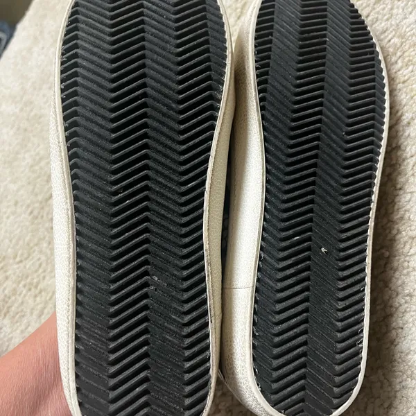 Steve Madden sneakers 7.5 - Image 3