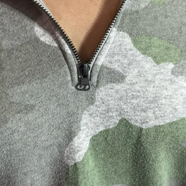 Aerie camo half zip sweatshirt, size Medium with raw hem - Image 6