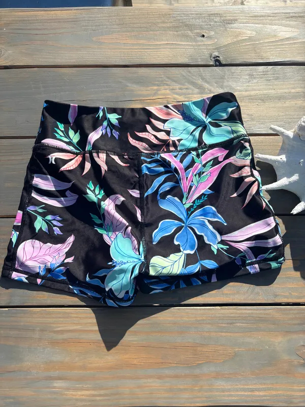 Hurley shorts - Image 4