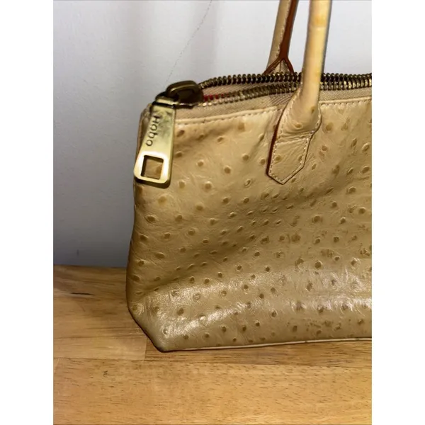 HOBO The Original Champagne Tan Ostrich Leather Shoulder Bag - Image 3