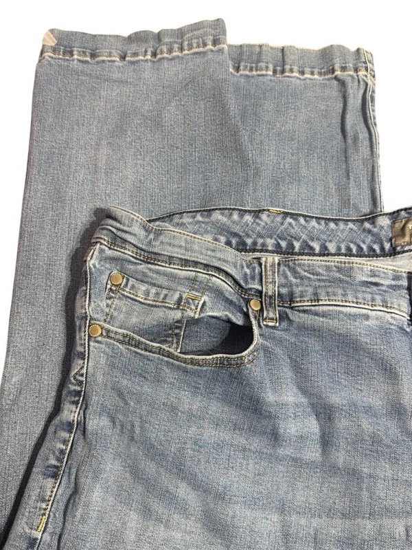 Torrid Feel The Fit Wide Leg Denim Jeans Blue High Rise Stretch Sz 26 Frayed Hem - Image 2