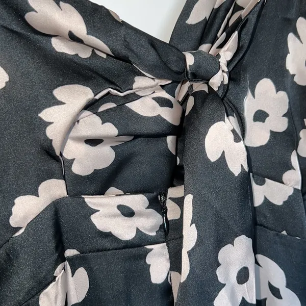VICI NWOT Too Cute Satin Twist Front Maxi - Image 6