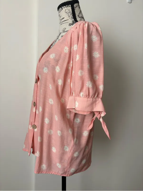 LC Lauren Conrad Pink Daisy Tie-Sleeve Blouse - Image 3