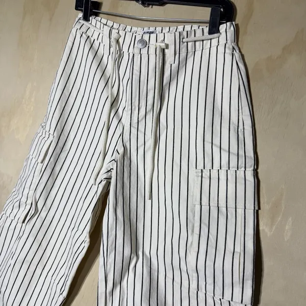 Future Collective Cargo Pants Women's Size 2 White Black Striped Wide Leg Unique - Image 2