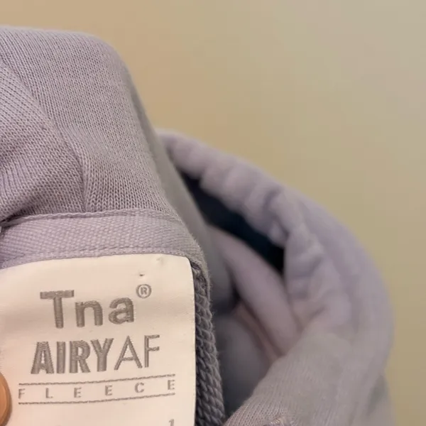 TNA Aritzia Lavender Cropped AiryAF Fleece Hoodie 1 XL - Image 6