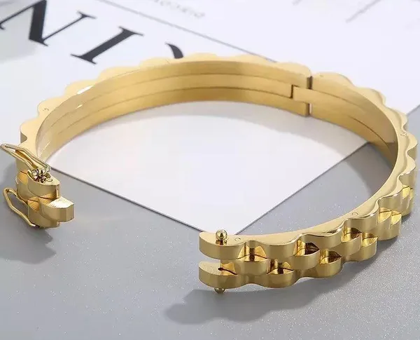 9mm Stainless Steel Cuff Bangle Unisex Bracelet (Gold) - Image 6