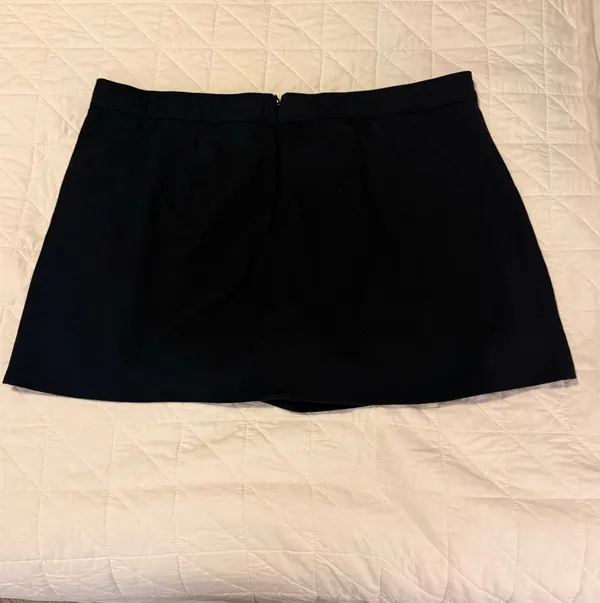 Hollister black skort - Image 2
