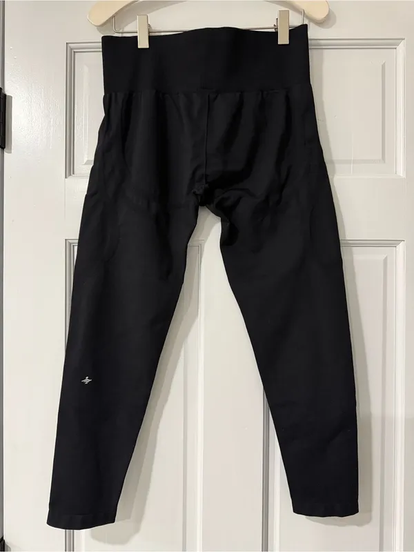 Halara OneForm Seamless High Waisted Tummy Control Lifting Leggings Black L 7/8 - Image 5
