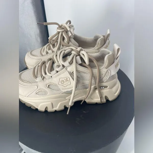Olnitz cream sneakers size 5 1/2 cream color‎ bin 1 - Image 4