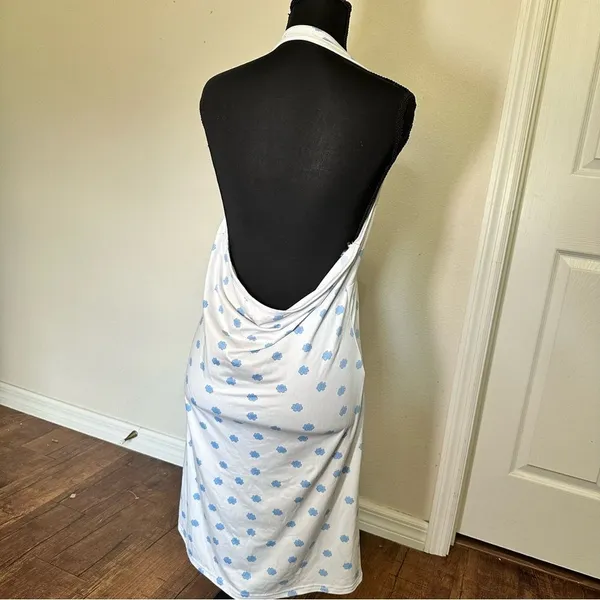 Y2K White Backless Halter Dress with Blue Flowers XL - Image 4