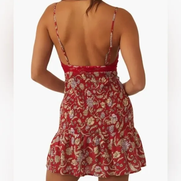 Free People NWT intimately cherry combo lace trim slip nightie mini Dress M - Image 2