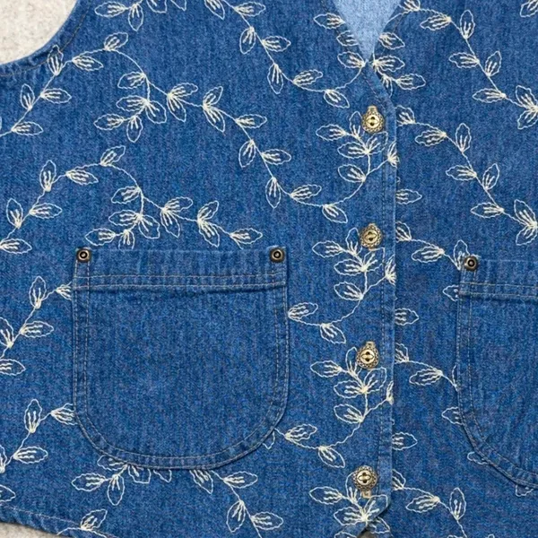 Vintage Cottagecore Embroidered Floral Denim Vest Women Medium Blue Boho Western - Image 4