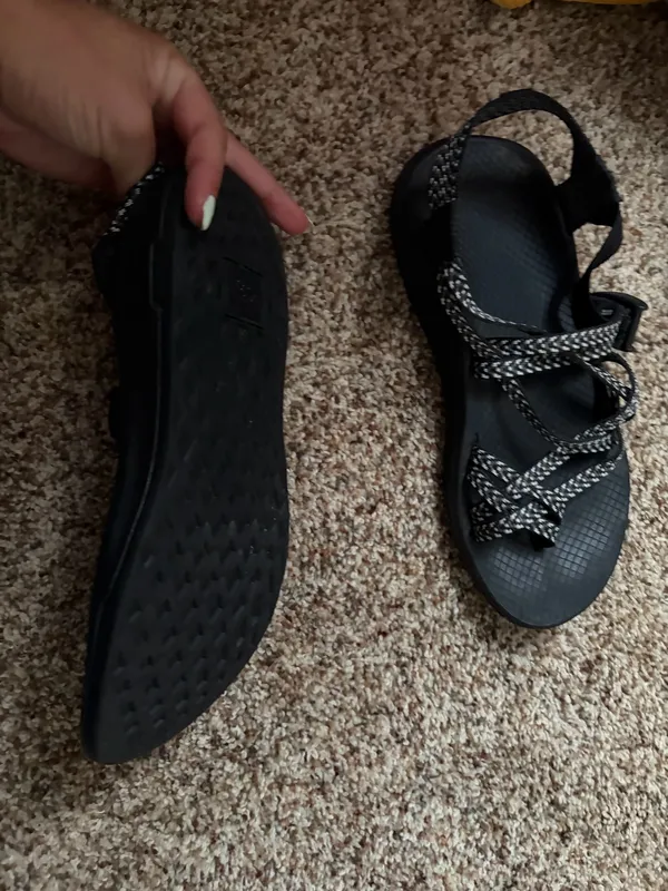 Chaco Women’s Sandals 8 Black White - Image 6
