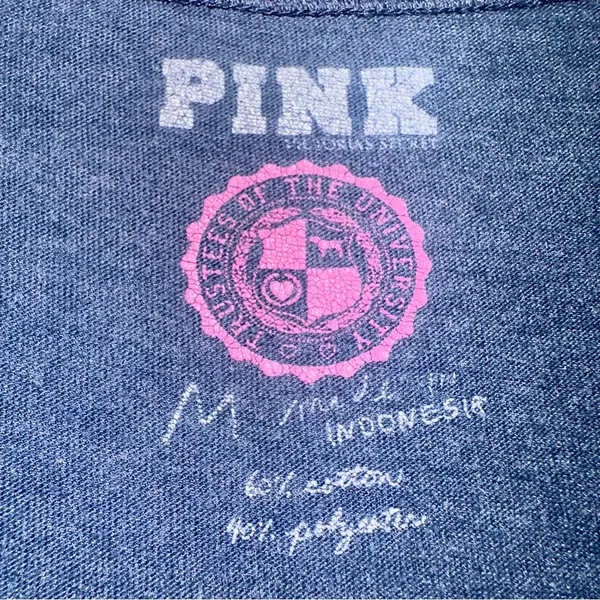 Vintage! VS PINK Tee! - Image 3
