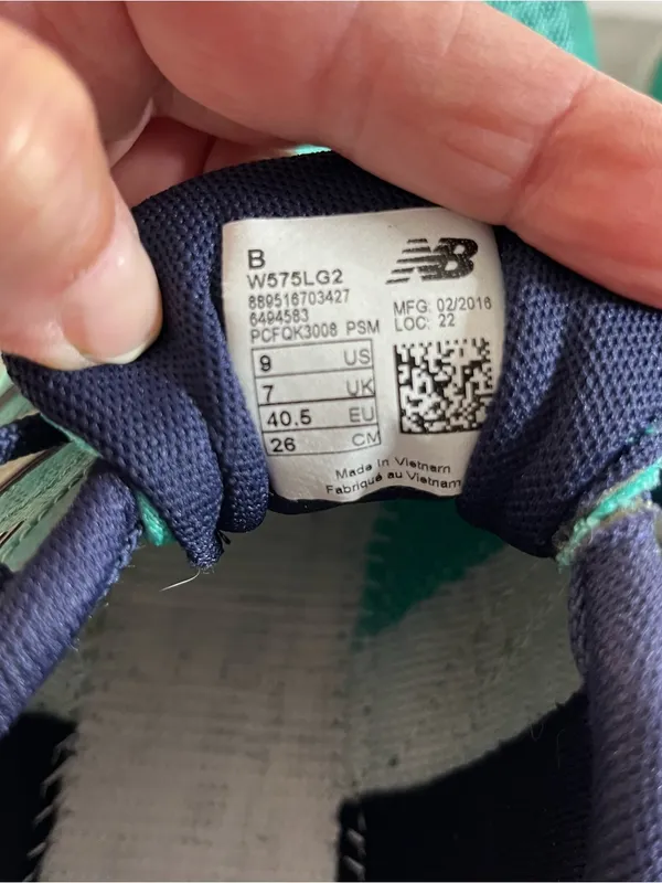 New Balance Teal and Navy Women's Athletic Sneakers - Image 4