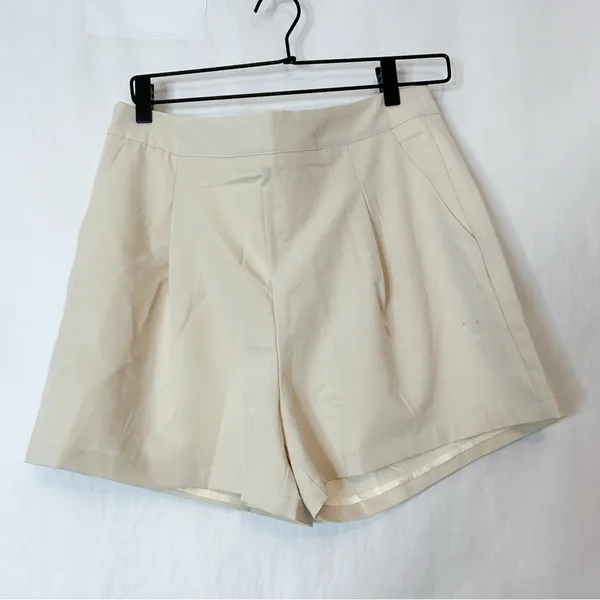 NWOT Cider Woven Mid Rise Solid Pocket Shorts Beige | TAGS CUT OUT SEE NOTES - Image 6