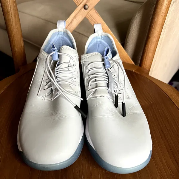 Clove Classic shoes grey matter nursing sneakers size W 10 M 8.5 - Image 3