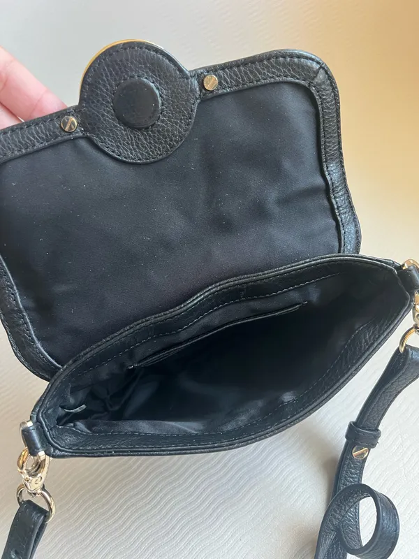 Tory Burch Amanda Mini Crossbody Black Leather Gold Logo Flap Bag - Image 7
