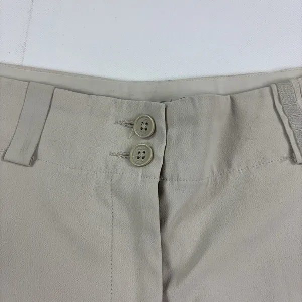 Nike Golf Shorts Womens 4 Beige Bermuda Dri-FIT Performance Stretch Casual - Image 2