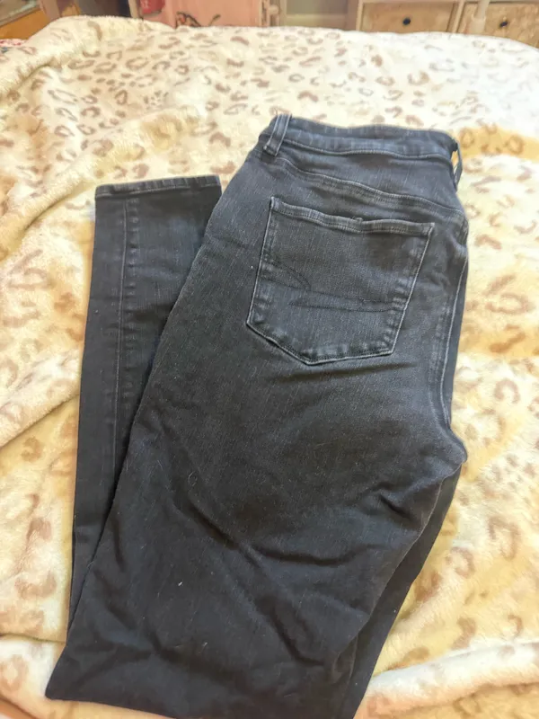 Black American Eagle Skinny Jeans - Image 3