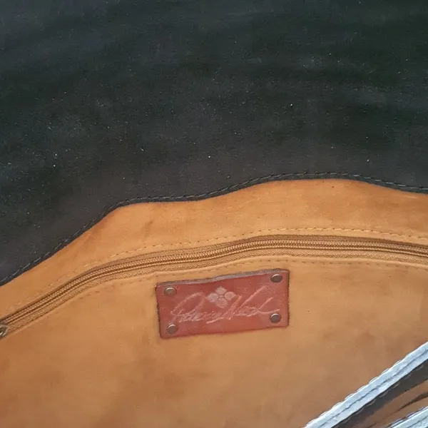 Patricia Nash Black Leather Bag with Silver Accents - Image 7