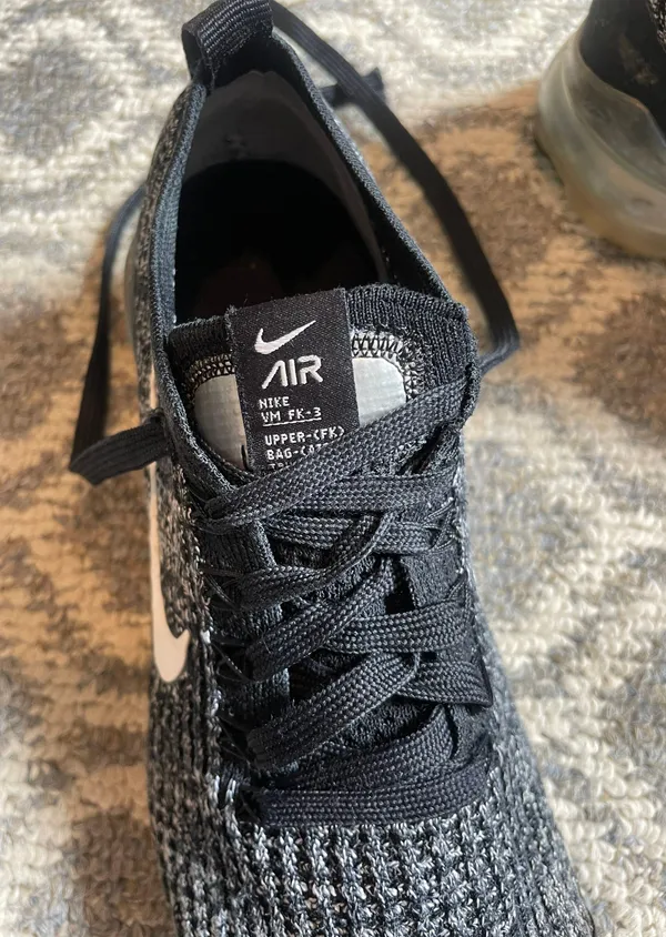Nike Vapormax Shoes - Image 5