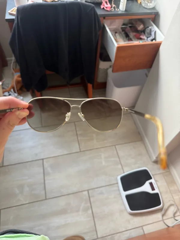 Kate Spade Sunglasses - Image 3